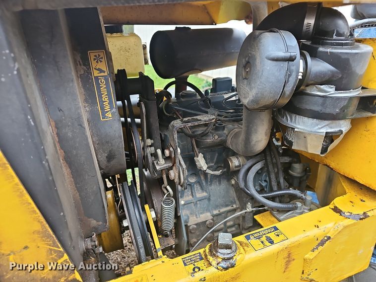 image for item EJ6113 Hustler 3200 lawn mower