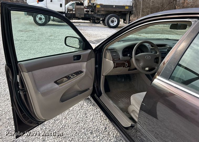 image for item EK4039 2002 Toyota  Camry LE 