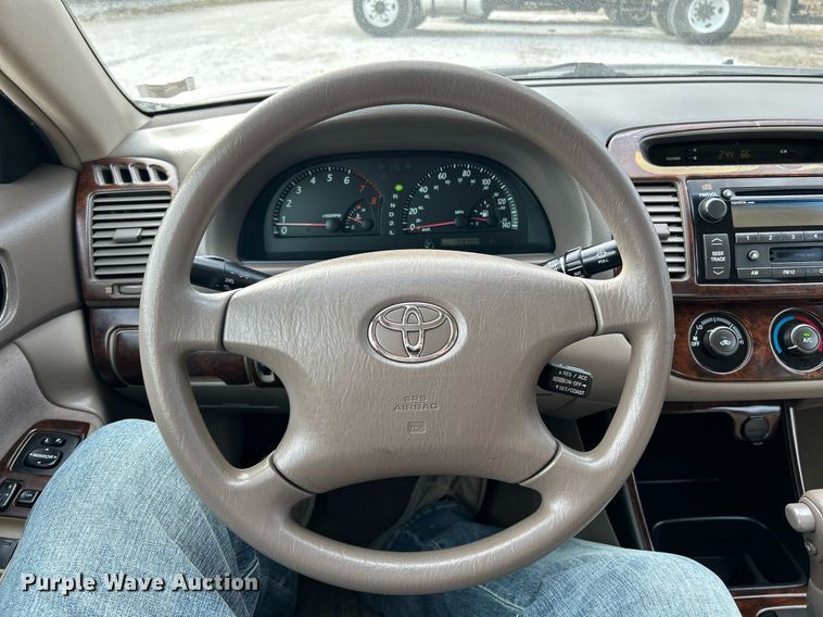 image for item EK4039 2002 Toyota  Camry LE 