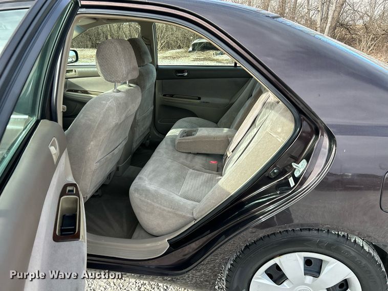 image for item EK4039 2002 Toyota  Camry LE 