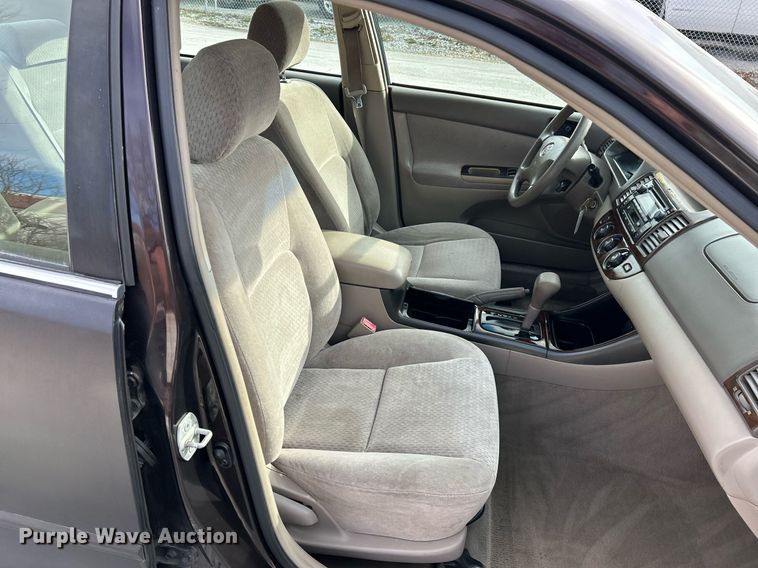 image for item EK4039 2002 Toyota  Camry LE 