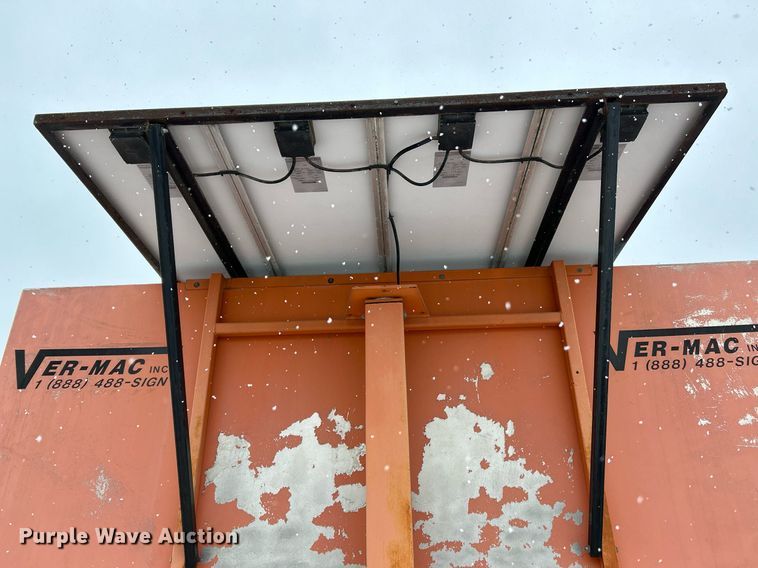 image for item EK4092 2003 Ver-Mac PCMS-1210 message board trailer