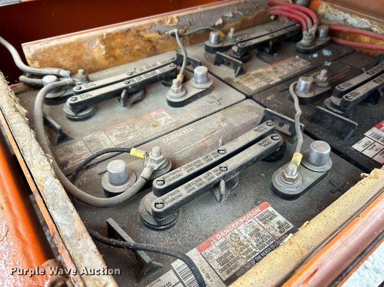 image for item EK4092 2003 Ver-Mac PCMS-1210 message board trailer