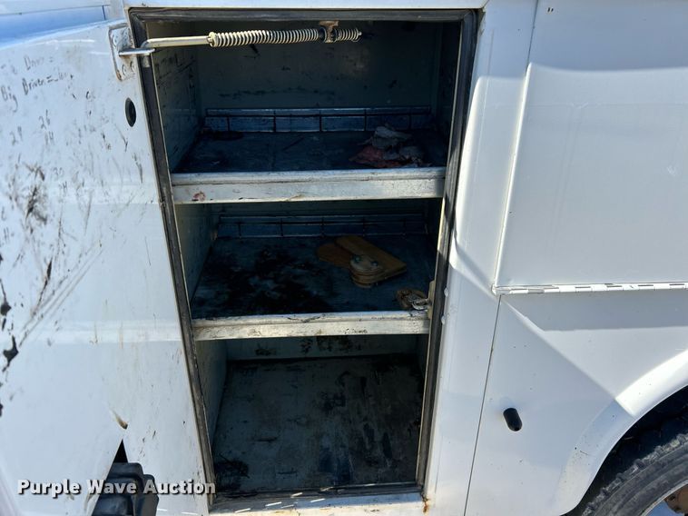 image for item EK4095 2011 Ford F550 Super Duty XL utility / service truck