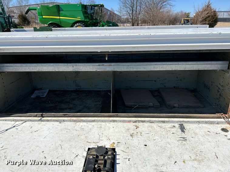 image for item EK4095 2011 Ford F550 Super Duty XL utility / service truck