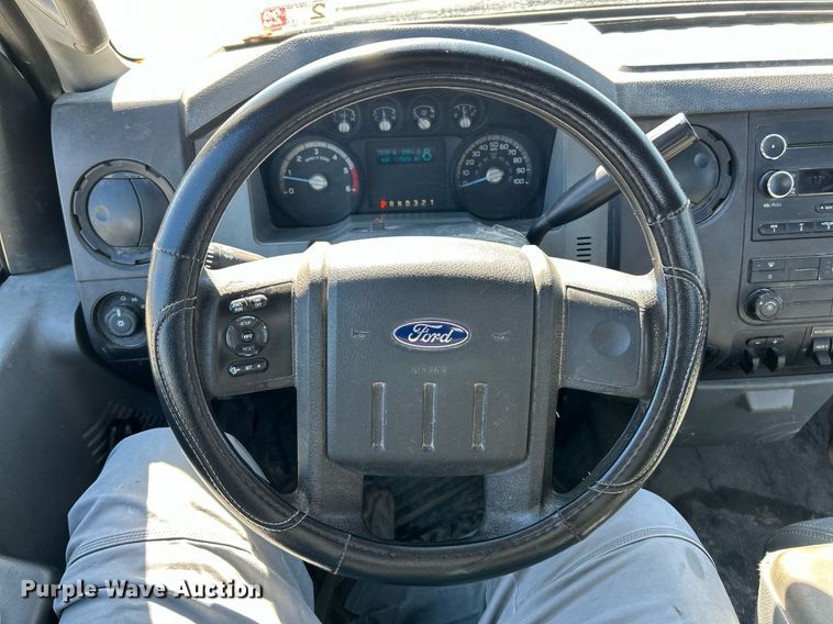 image for item EK4095 2011 Ford F550 Super Duty XL utility / service truck