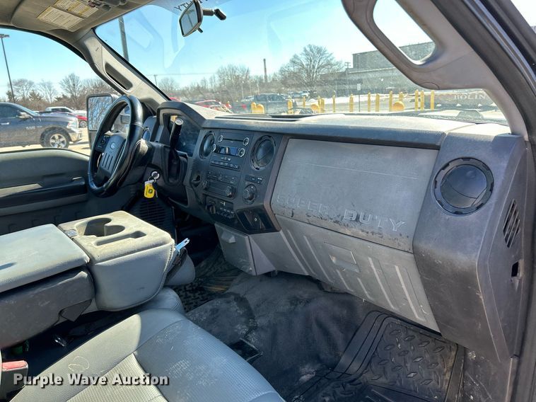 image for item EK4095 2011 Ford F550 Super Duty XL utility / service truck