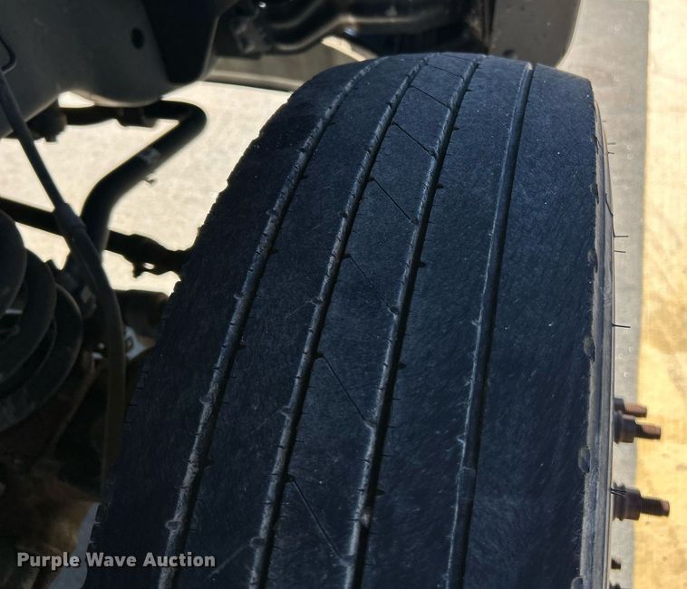 image for item EK4095 2011 Ford F550 Super Duty XL utility / service truck