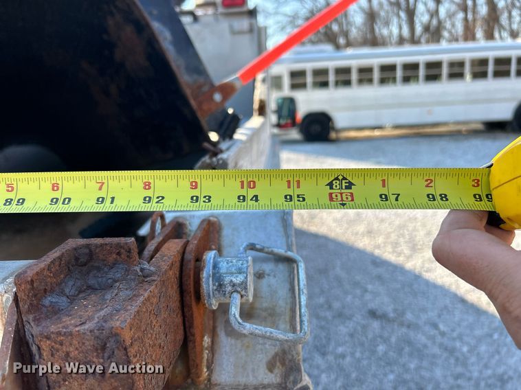 image for item EK4113 2011 Ford F450 Super Duty XL dump truck