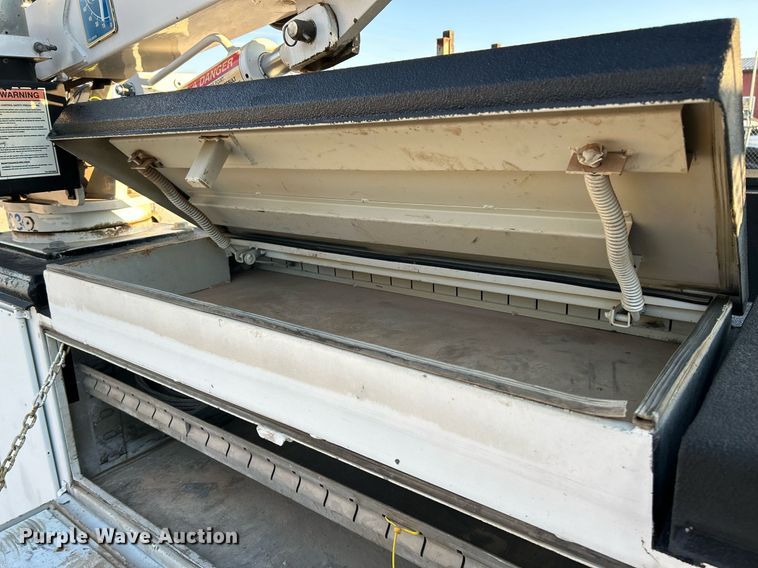 image for item EK4117 2017 Dodge  Ram 5500HD Crew Cab utility / service truck