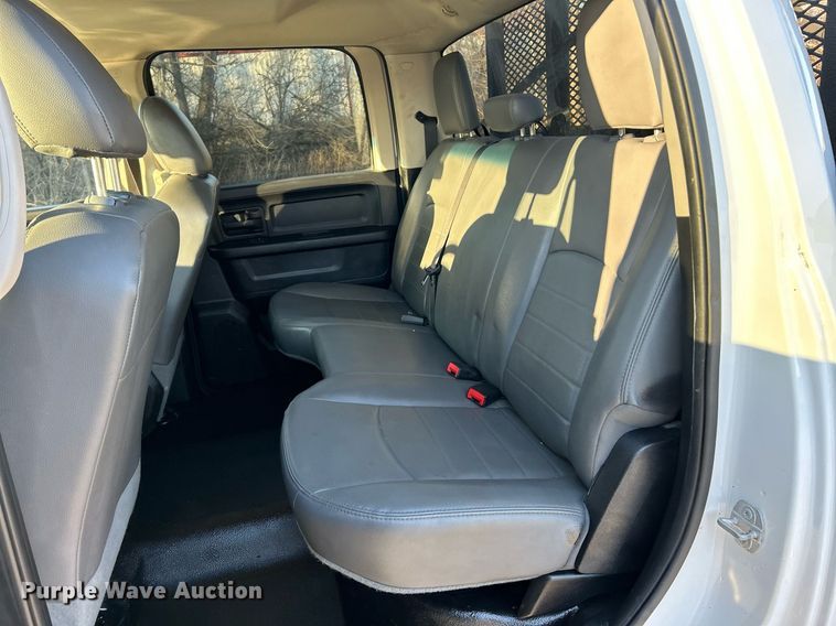 image for item EK4117 2017 Dodge  Ram 5500HD Crew Cab utility / service truck