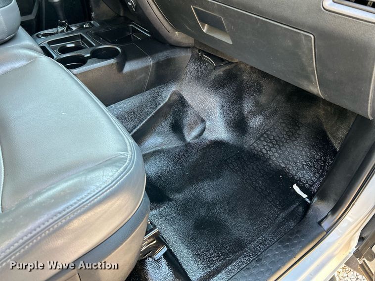 image for item EK4117 2017 Dodge  Ram 5500HD Crew Cab utility / service truck