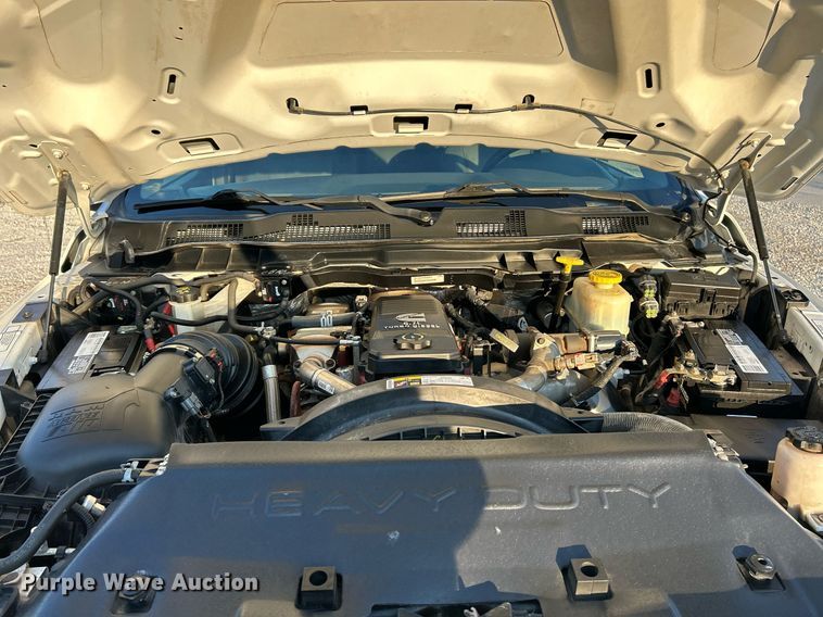 image for item EK4117 2017 Dodge  Ram 5500HD Crew Cab utility / service truck