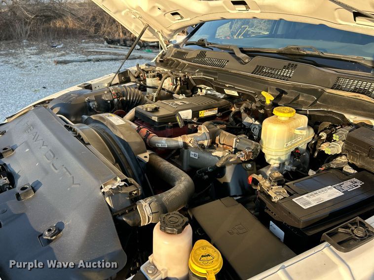 image for item EK4117 2017 Dodge  Ram 5500HD Crew Cab utility / service truck