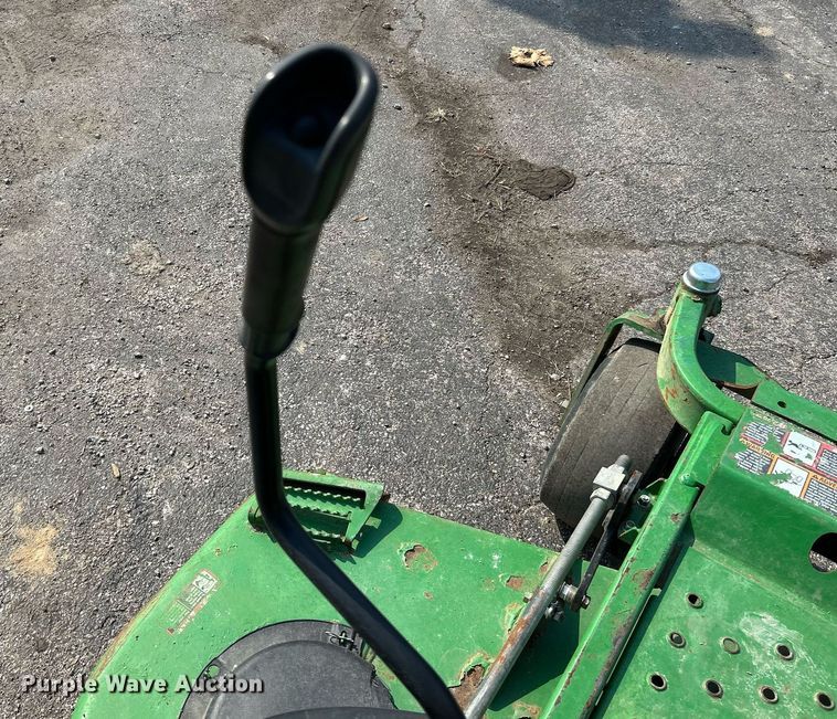 image for item EK4125 2013 John Deere 997 ZTR lawn mower