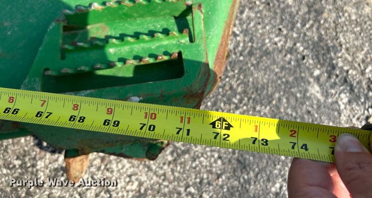 image for item EK4125 2013 John Deere 997 ZTR lawn mower