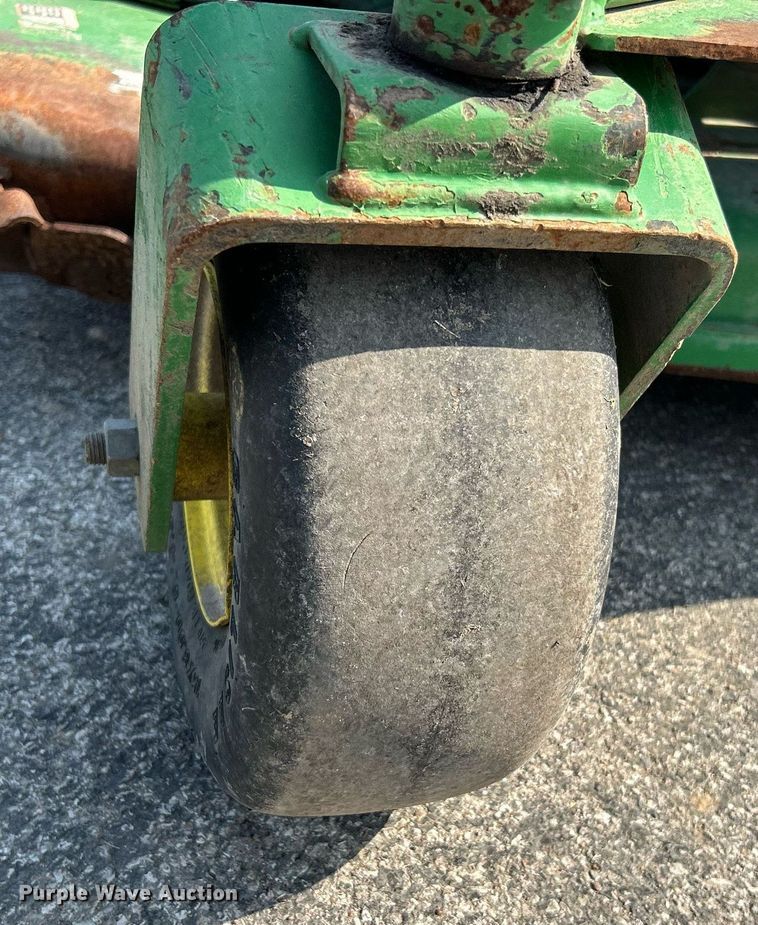 image for item EK4125 2013 John Deere 997 ZTR lawn mower