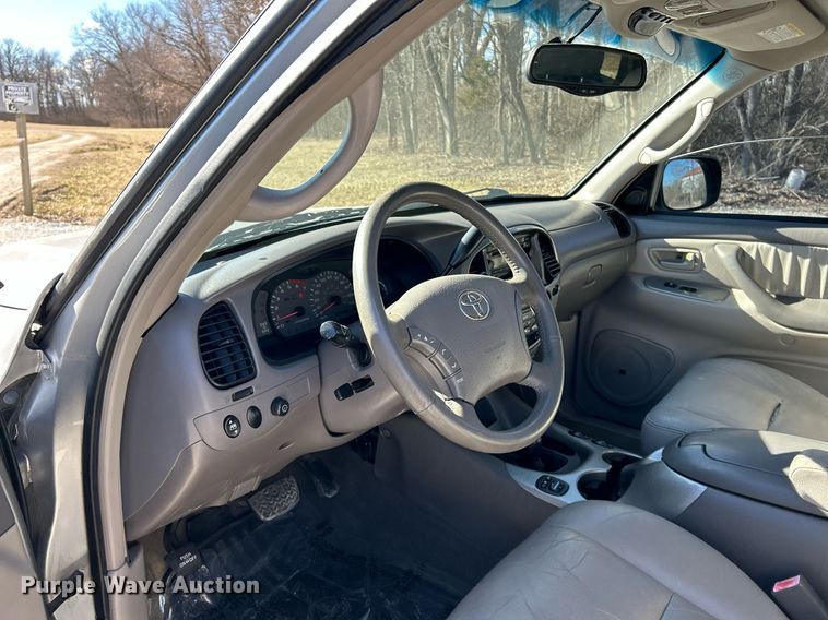 image for item EK4138 2003 Toyota Sequoia Limited SUV