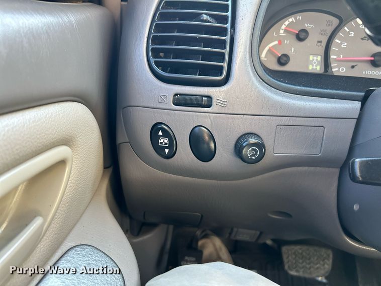 image for item EK4138 2003 Toyota Sequoia Limited SUV