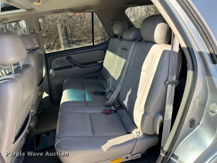 image for item EK4138 2003 Toyota Sequoia Limited SUV