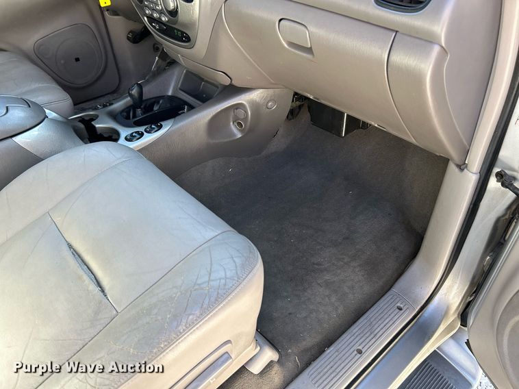 image for item EK4138 2003 Toyota Sequoia Limited SUV