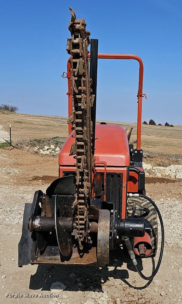 image for item EK5548 2008 Ditch Witch 420SX cable plow