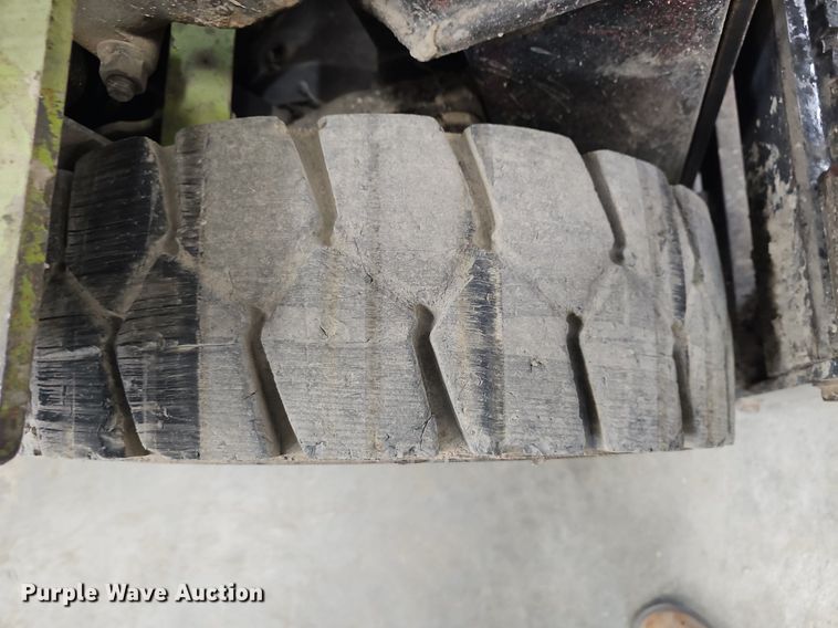 image for item EK5549 Clark GPS20MC forklift