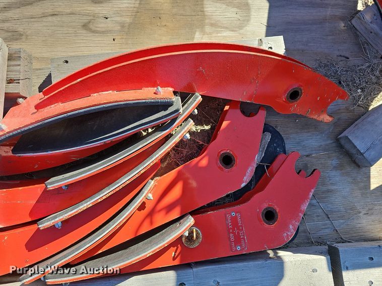 image for item EK5551 Dalmec  industrial manipulator