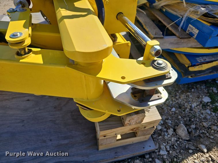 image for item EK5553 2013 Dalmec PEC  industrial manipulator