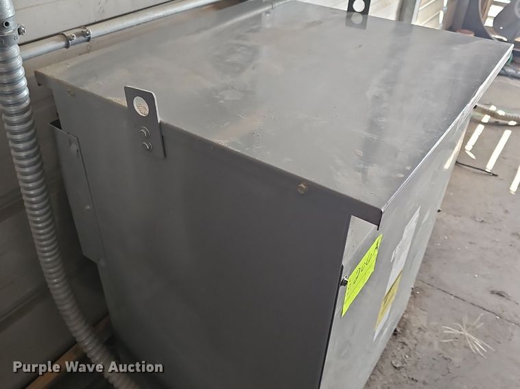 image for item EK5555 Fargo  transformer
