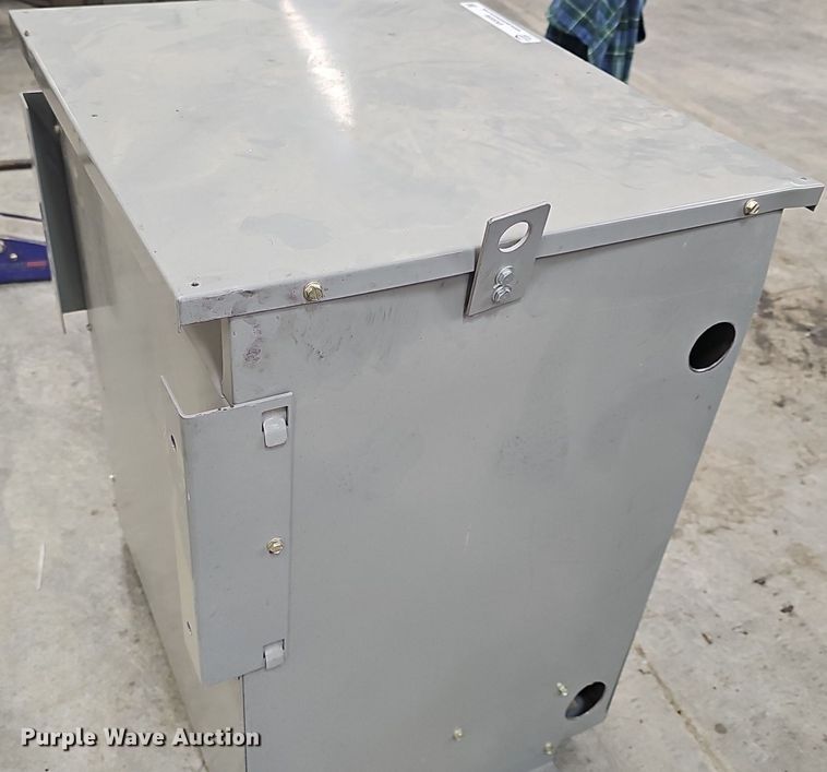 image for item EK5556 Fargo   transformer