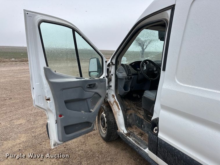 image for item JT9073 2015 Ford Transit  van