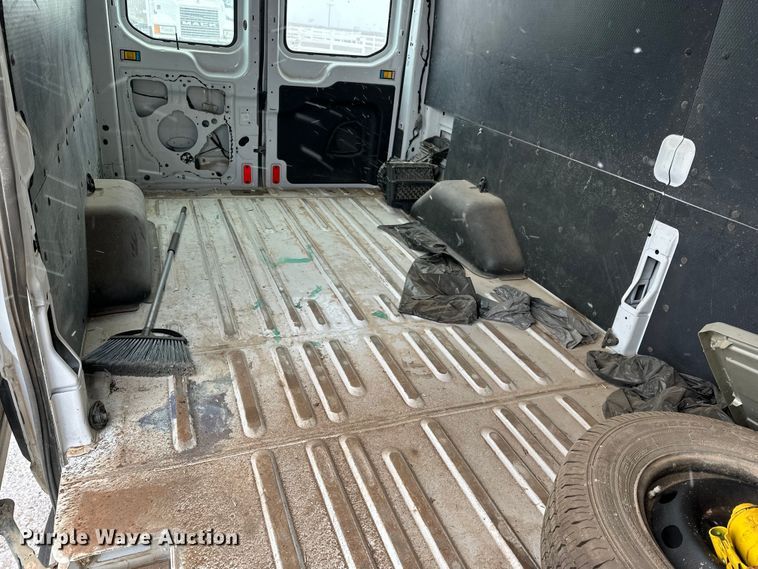 image for item JT9073 2015 Ford Transit  van