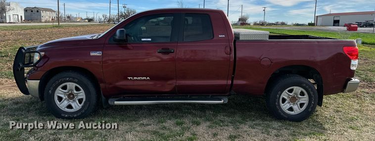 image for item JT9076 2008 Toyota  Tundra  Double Cab pickup truck