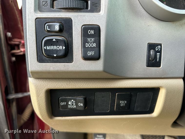 image for item JT9076 2008 Toyota  Tundra  Double Cab pickup truck