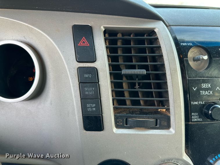 image for item JT9076 2008 Toyota  Tundra  Double Cab pickup truck