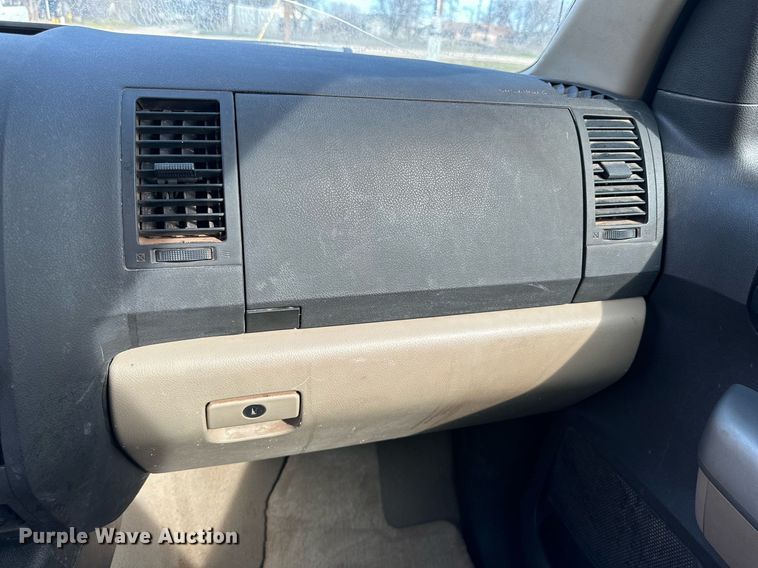 image for item JT9076 2008 Toyota  Tundra  Double Cab pickup truck