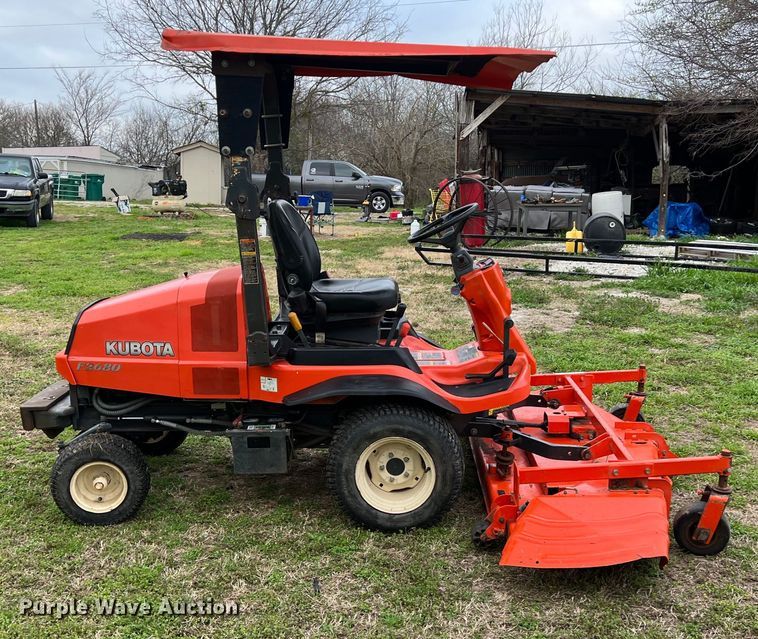 image for item KV9817 Kubota F2680E lawn mower
