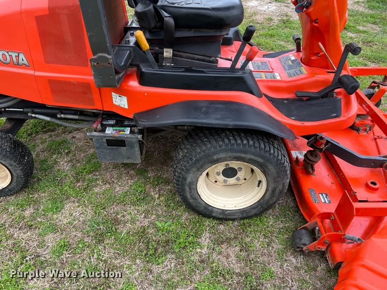 image for item KV9817 Kubota F2680E lawn mower