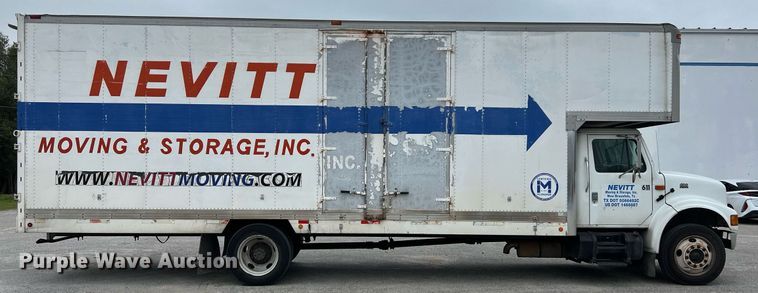 image for item KV9822 2001 International 4700 box truck