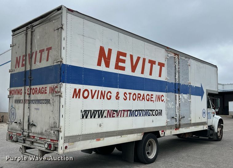 image for item KV9822 2001 International 4700 box truck