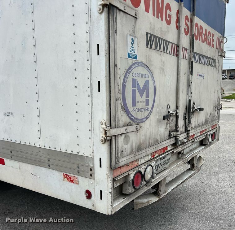 image for item KV9822 2001 International 4700 box truck