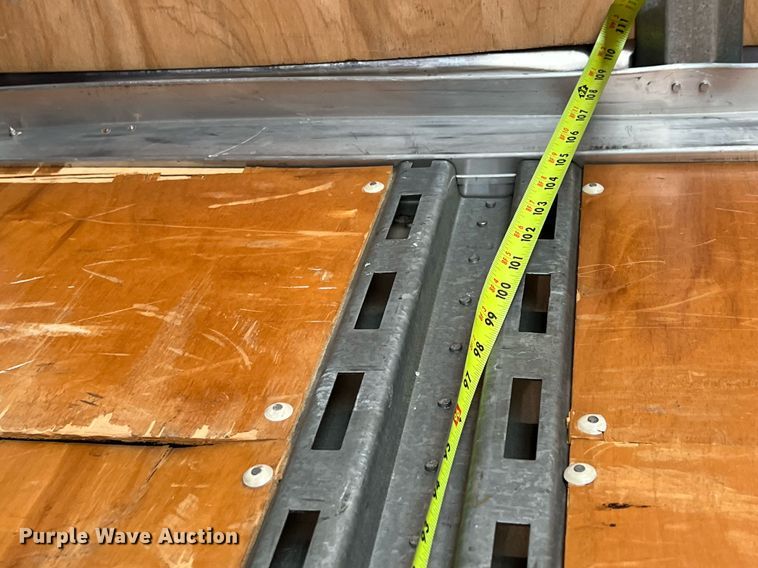 image for item KV9822 2001 International 4700 box truck