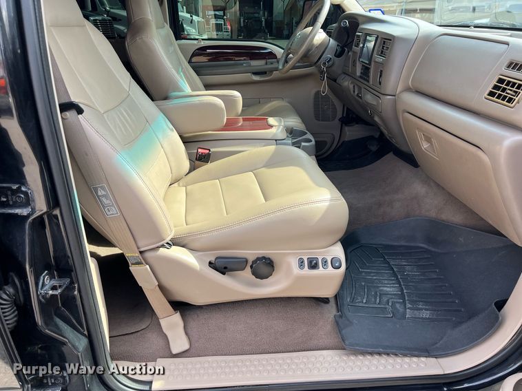 image for item KV9901 2003 Ford Excursion  SUV