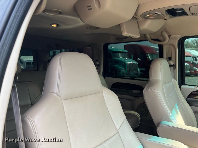 image for item KV9901 2003 Ford Excursion  SUV