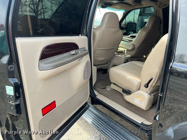 image for item KV9901 2003 Ford Excursion  SUV
