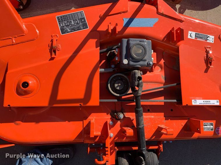 image for item KX9809 Kubota  RCK60-30BB 5 'W mower deck