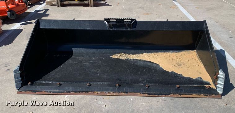 image for item KX9810 2022 Paladin S6606 skid steer bucket