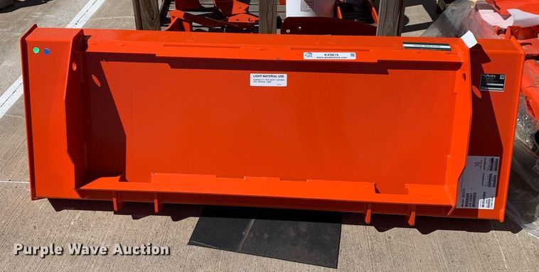 image for item KX9819 Kubota B2372 5' W loader bucket 