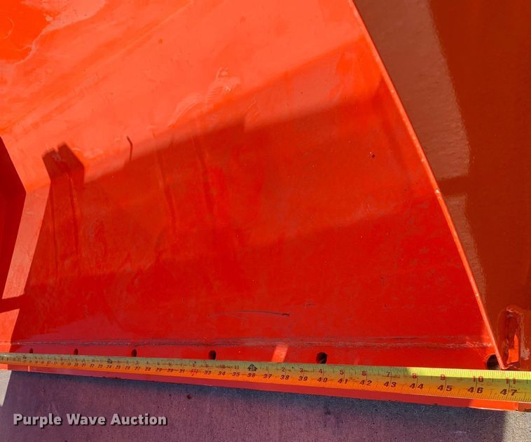 image for item KX9828 Kubota  LA344 4' W loader bucket